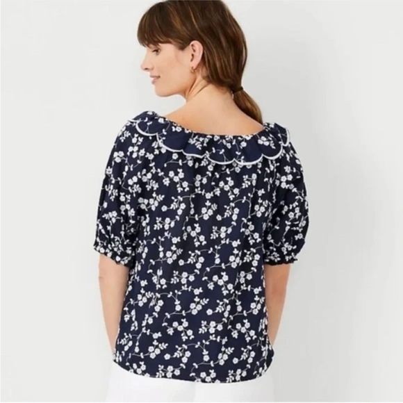 Ann Taylor Navy & White Embroidered Short Puff Sleeve Top Cottagecore Sz XXL - Picture 2 of 12